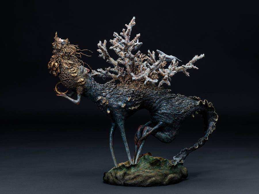 Akishi Ueda-creature-with-coral-on-its-back