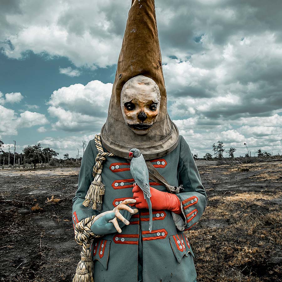 3231-Mothmeister-photography-scarecrow