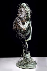 4790-AKIHITO-sculpture-bust-portrait-peace-900